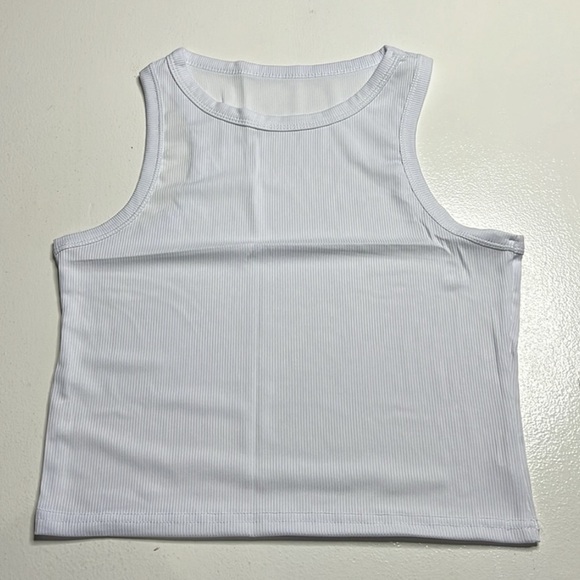 New Summery Tank Tops - Picture 2 of 4